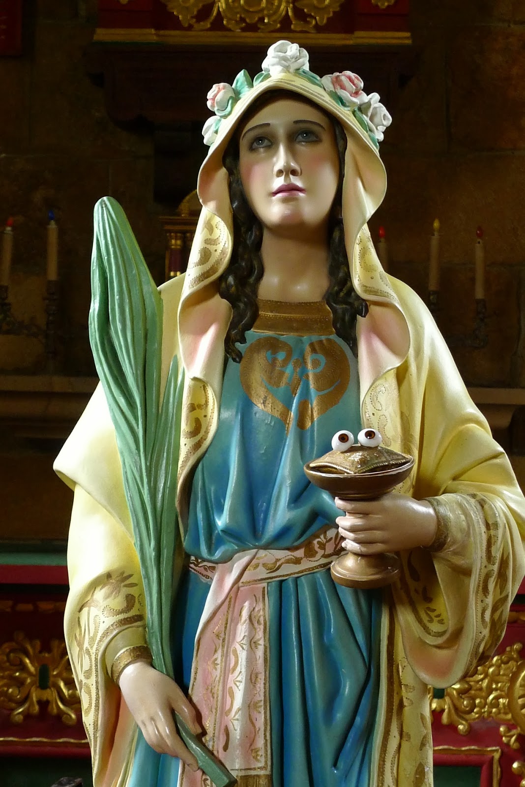 St Lucy statue